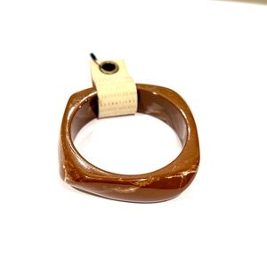 ANTHROPOLOGIE High-Gloss Carmel-Brown Resin Square Statement Modern Bangle | NWT